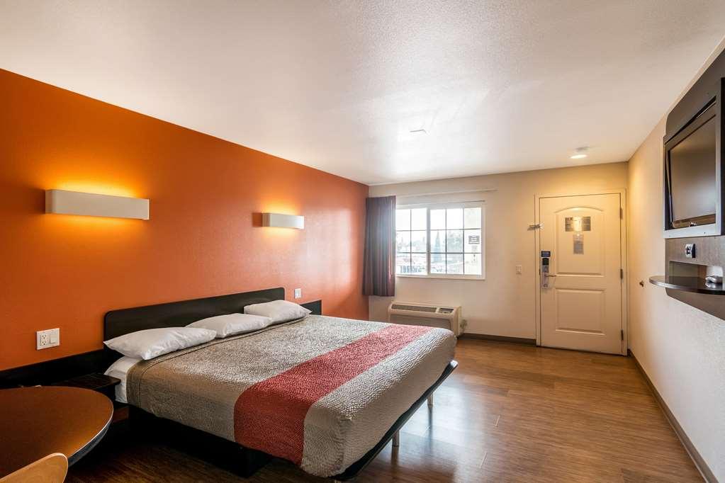 Motel 6 เบลการ์เดนส์ ห้อง รูปภาพ