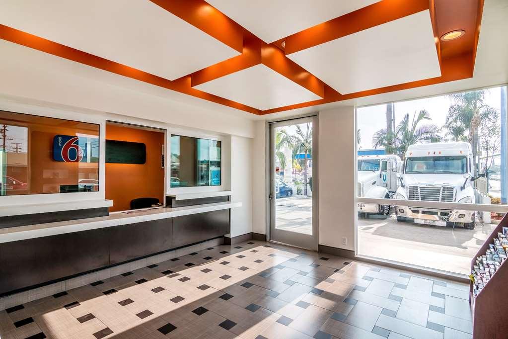 Motel 6 เบลการ์เดนส์ ภายใน รูปภาพ