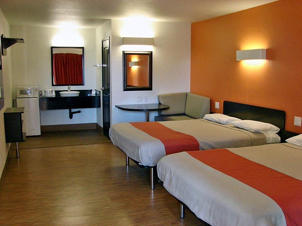 Motel 6 เบลการ์เดนส์ ห้อง รูปภาพ