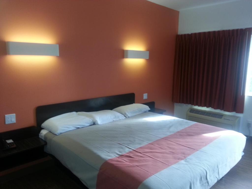 Motel 6 เบลการ์เดนส์ ห้อง รูปภาพ