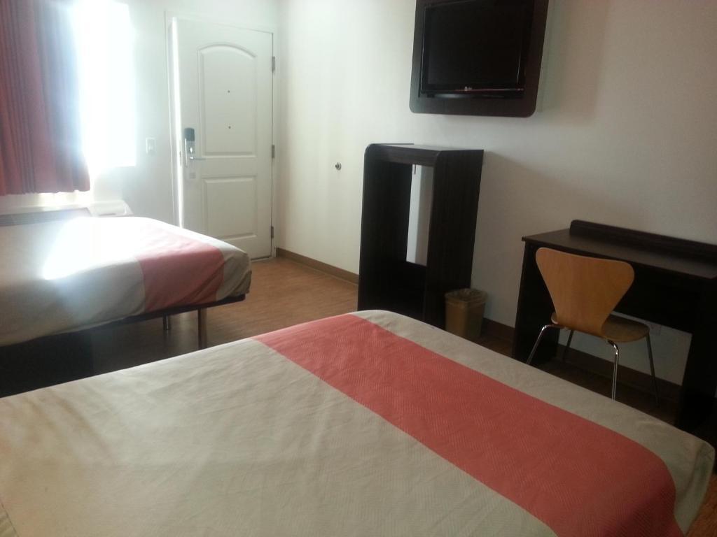 Motel 6 เบลการ์เดนส์ ห้อง รูปภาพ