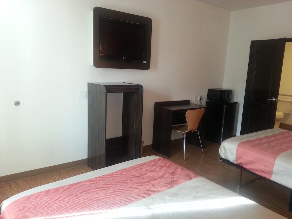 Motel 6 เบลการ์เดนส์ ภายนอก รูปภาพ